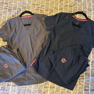 Women's Scrub Set - Gray and Navy